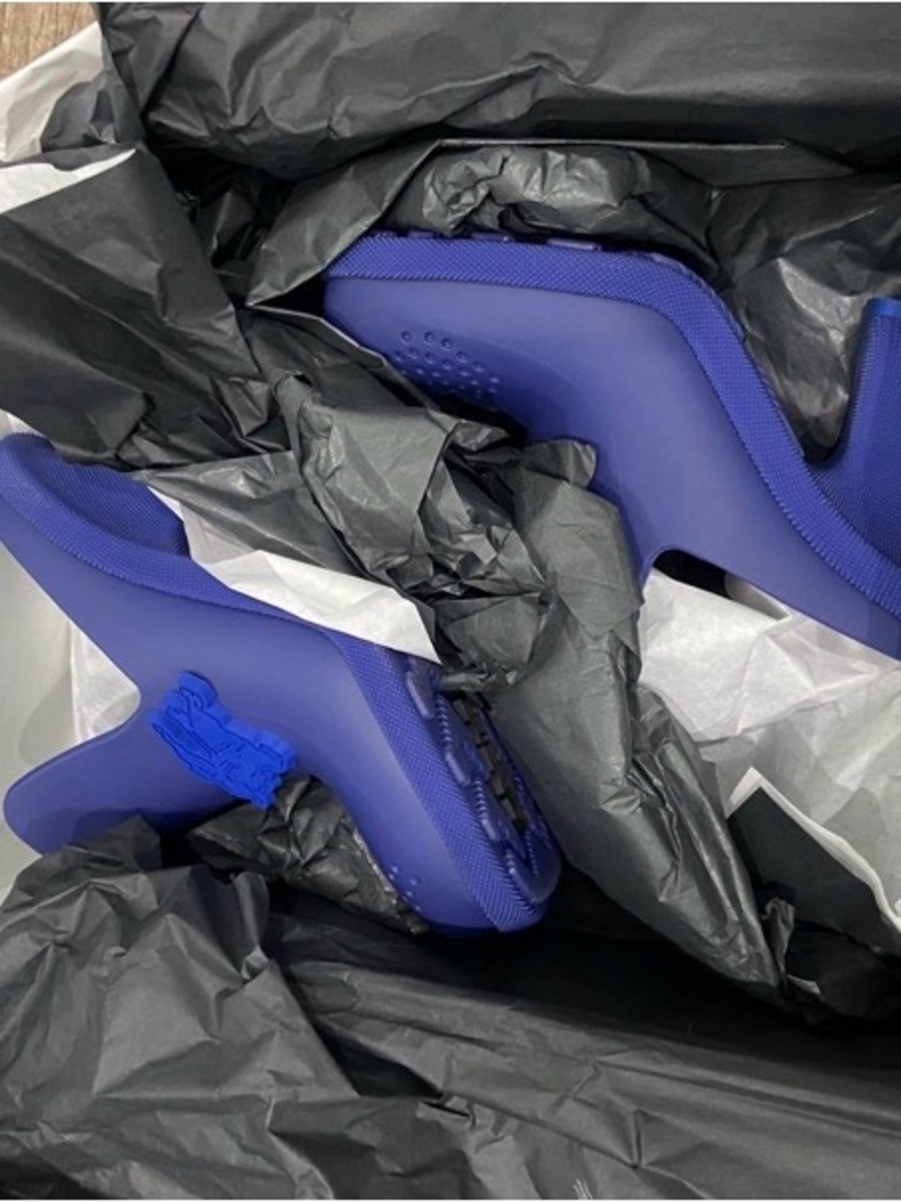 BNIB Burberry Leather& Rubber Blue Mules EU 40
